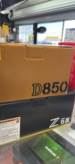 Nikon D850 DSLR Camera