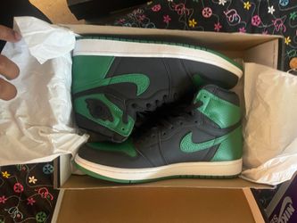 Pine green Jordan 1