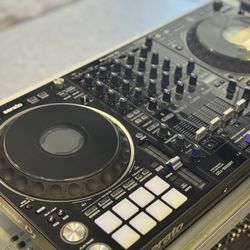 Used Pioneer DJ DDJ1000SRT DJ Controller