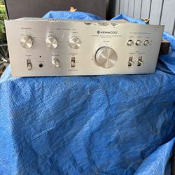 Kenwood Amp