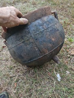 Old Cast Iron Pot Perfect Condition 