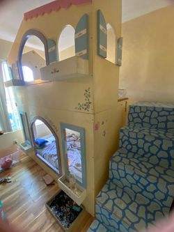 Twin/twin xl bunk bed with stairs