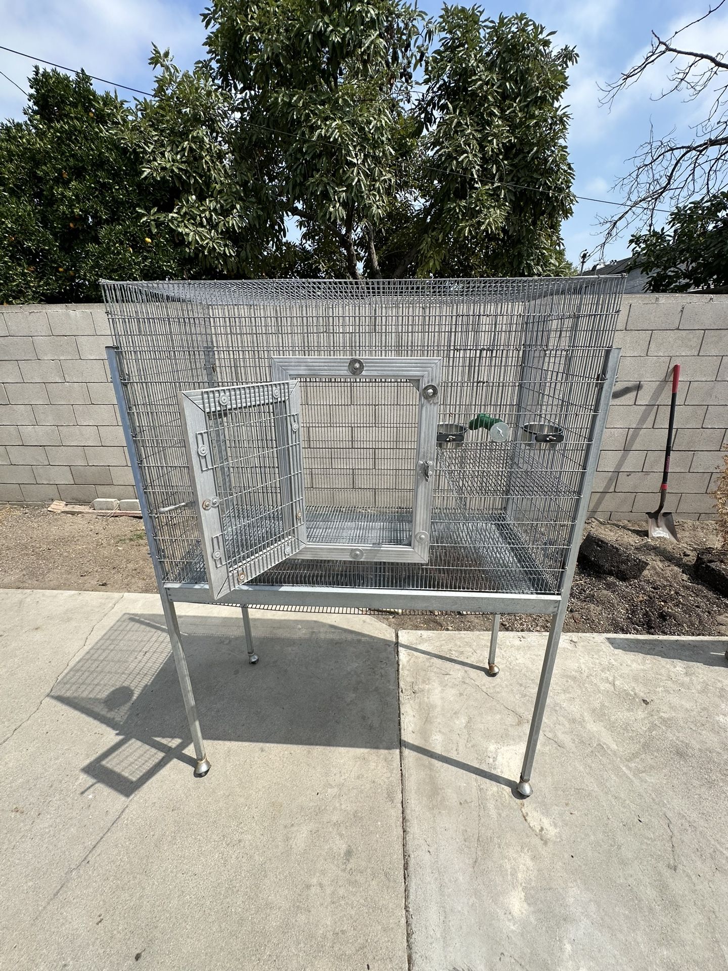 Aluminum Bird Cage