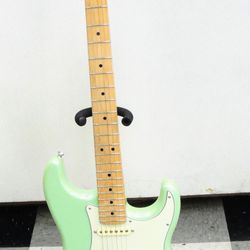 2021 FENDER STRATOCASTER WITH SOFT CASE MIM