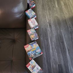 Pokemon Scarlet And Violet Booster Bundles