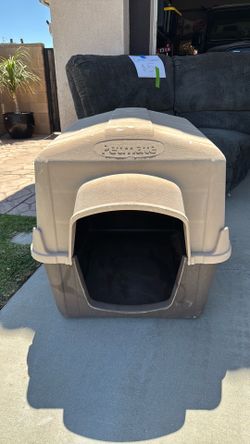 Dog house