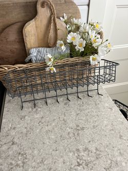 Metal wall rack $8