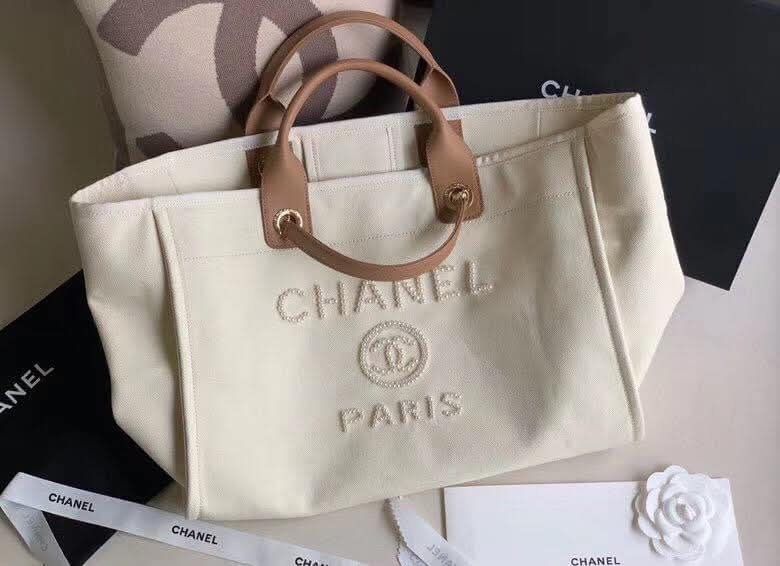 Chanel Tote Bag