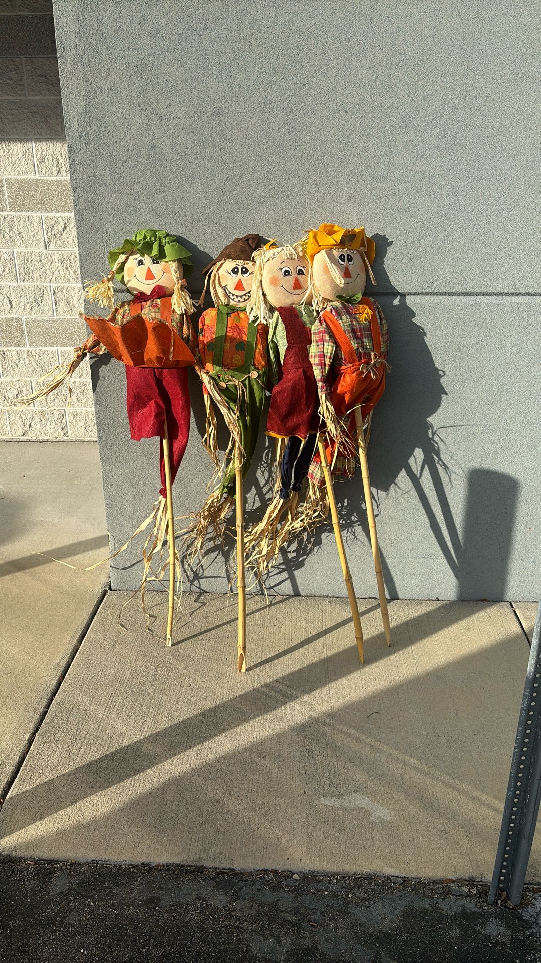 Scarecrows 