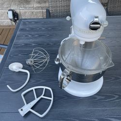 Kitchenaid Mixer – 6 Quart Bowl, Barely Used, Price Firm