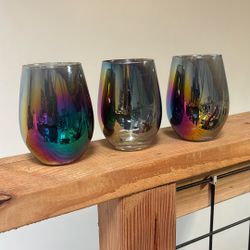 🌈 Wine Glasses