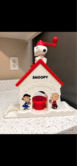 Snoopy Sno-Cone Machine