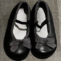 NWOT Baby Girl Size 4 Black Dress Shoes