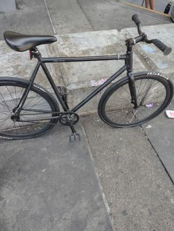 Fixie bike brand name pure