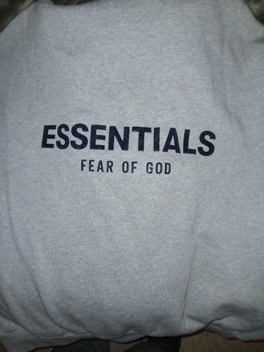 Essentials Sweater M