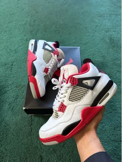 Jordan 4 “Fire Red”