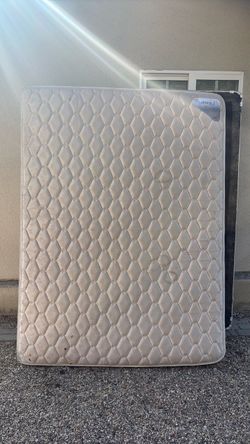 Used Queen Mattress
