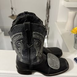 Boots For Sale 