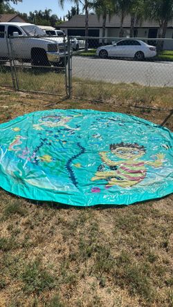 Splash Pad with sprinkler blue 8 ft