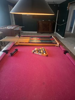 Pool table