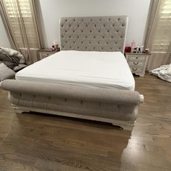 King Bed Frame Set,(Mattress Not Included)