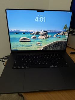 MacBook Pro 16” M5 Max 128 Gb