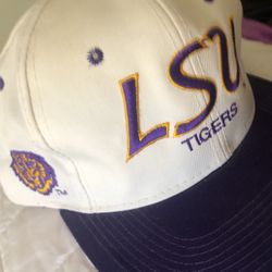Vintage LSU Snapback hat, one size fits all 