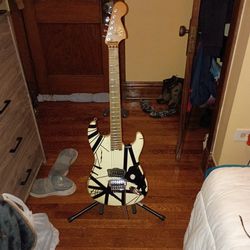 Musical Instruments , Fender Eddie Van Halen 78 Relic