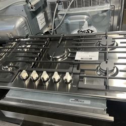 BOSCH 36 INCH WIDE GAS COOKTOP 