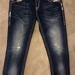 Rock Revival Elaina Capri Embellished Jeans 
