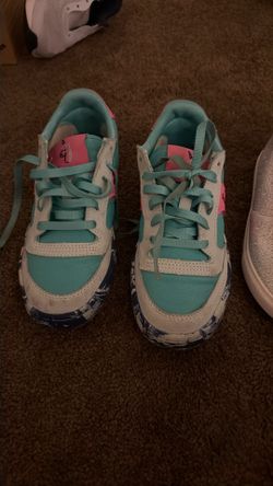 Girls Shoes / Dressing Shoes