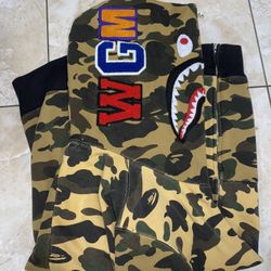 BAPE CAMO HOODIE 