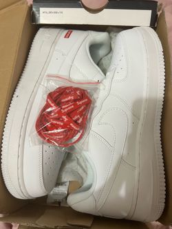 Nike supreme sneakers