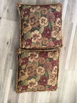 Couch home decor pillows