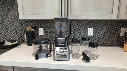 Ninja Blender System with Food Processor and Cups