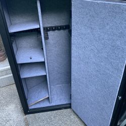 Free Stack On 20 Gun Gunsafe