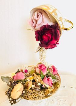 Jewelry decoration! Wedding bday gift. Unique!