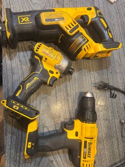 DeWalt 3-Piece Cordless Power Tool Set