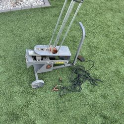 Champion Wheelybird Auto-Feed Electronic Trap, Metal Clay Target Thrower, Model 40909