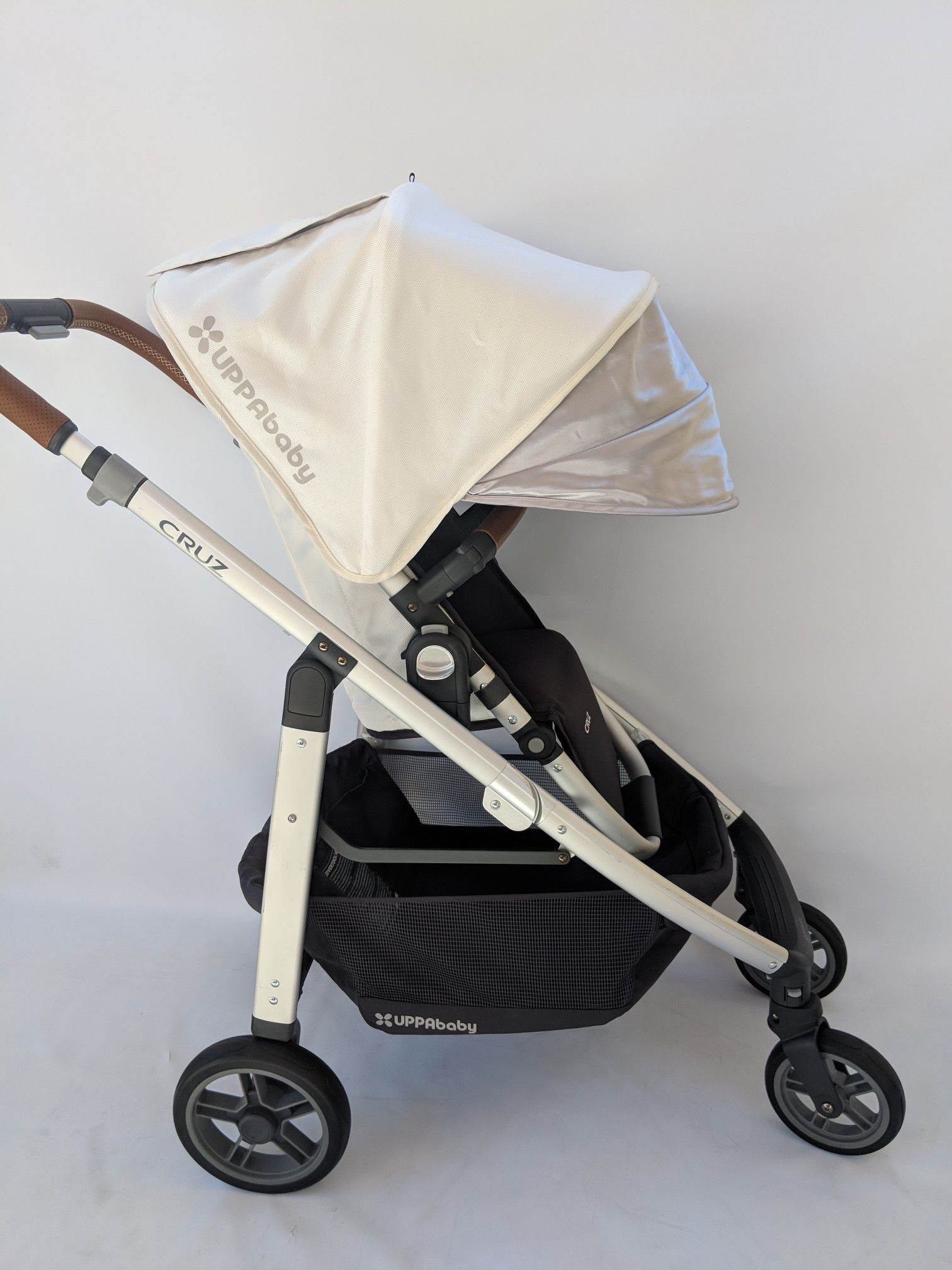 Uppababy cruz 2018 stroller loic FIRM PRICE