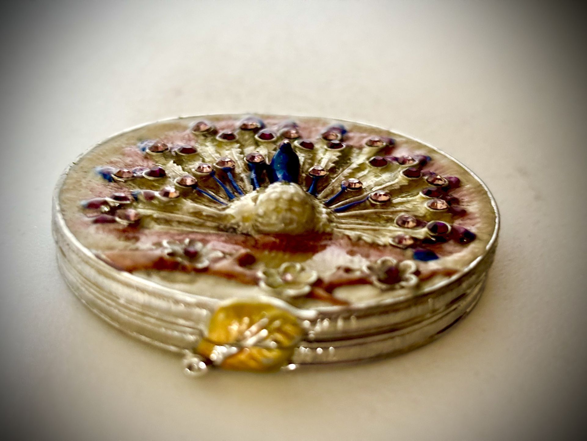 Beautiful Vintage Peacock Motif Compact Mirror