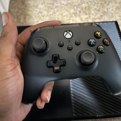 Xbox One With All Plugs 1 Controller 