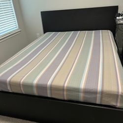 Queen Bed With Mattress 