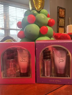 Gift 🎁 For Christmas 🎄 