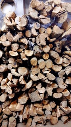 ALMOND FIREWOOD BUNDLES (10 PIECES) $4.50 EA.
