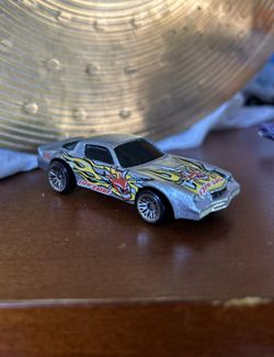 Vintage 1982 Hot Wheels Z-28 Silver Fire Eater 