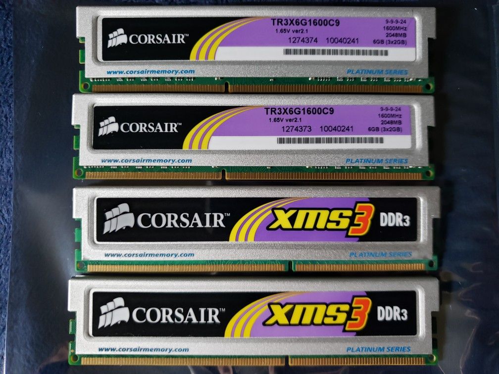 CORSAIR XMS3 8GB (4 x 2GB) 240-Pin DDR3 SDRAM DDR3 1600 (PC3 12800)