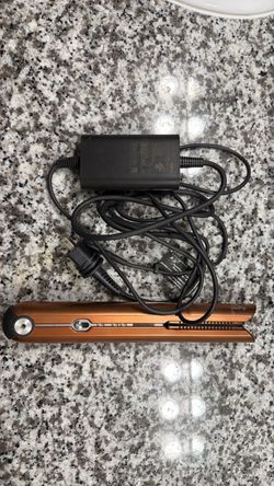 Dyson straightener