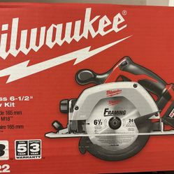 Milwaukee Cordless Circular Saw 