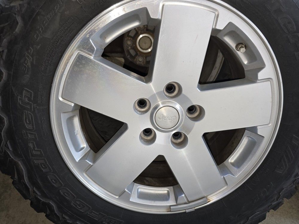 18 Inch Jeep Wrangler Wheels Only All 5